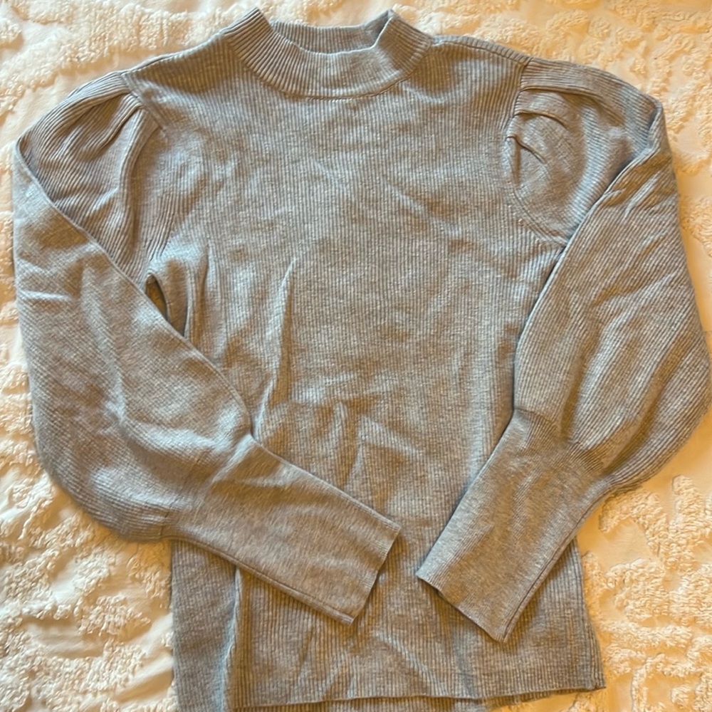 Grey sweater